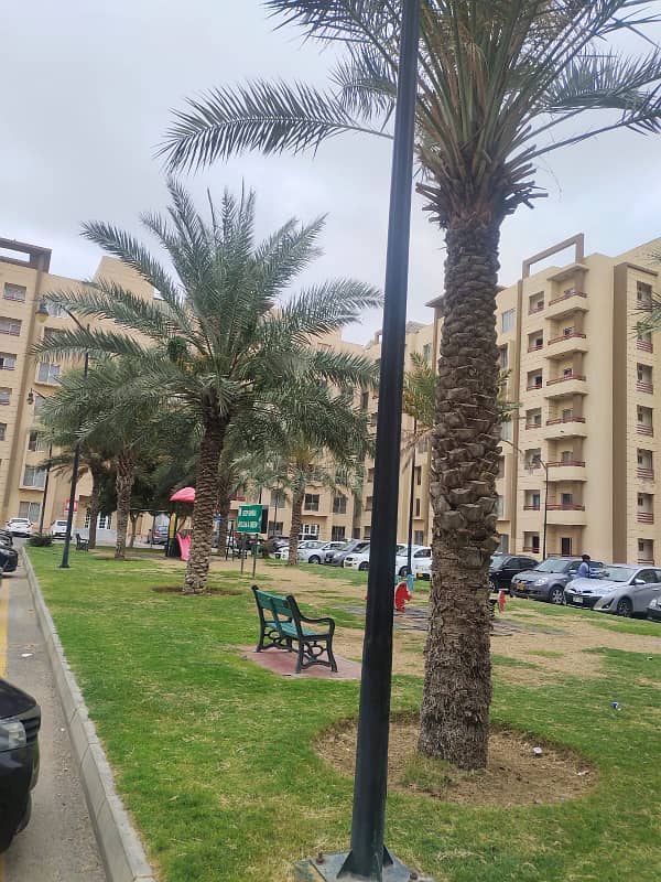 2 bedroom luxury apartment available for sell in Bahria Town Karachi 16