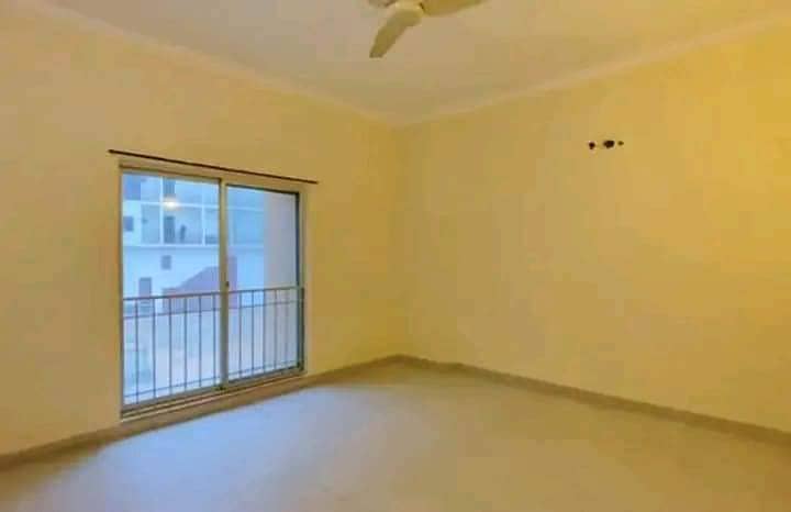 2 bedroom luxury apartment available for sell in Bahria Town Karachi 20