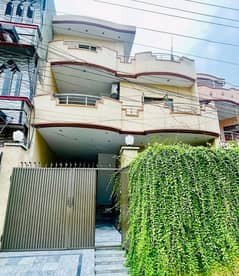 Sabzazar Scheme - Block D 8 Marla House Up For sale