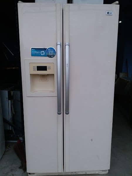 LG double Door fridge 0