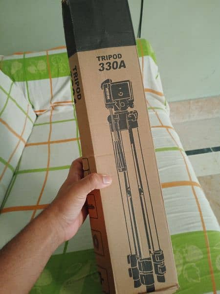 TRIPOD 330A 5FT 1