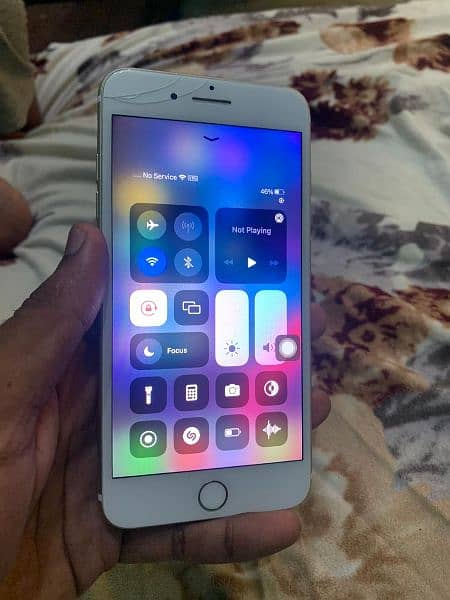 Iphone 7 plus 03216744870 3