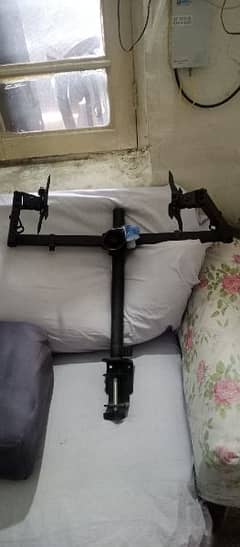 3 Monitor Arm