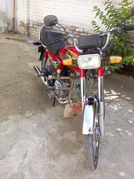 70cc motorcycle for sell what app 03098913285 0