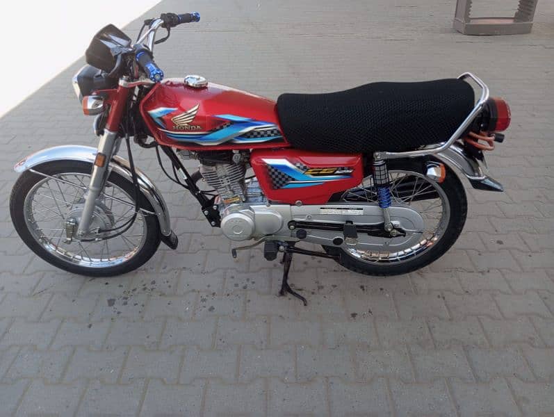 Honda Bike CG 125 For Sale 2024 Model 1