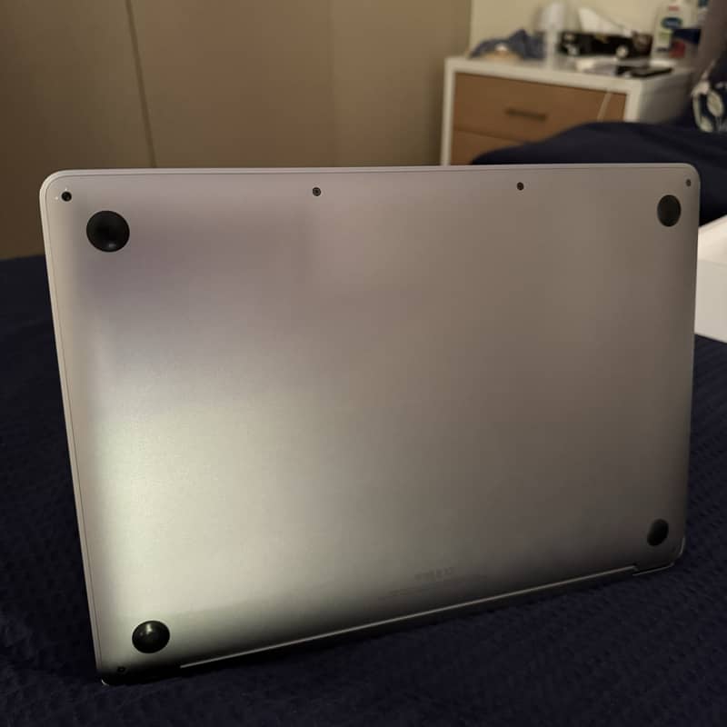 MacBook Pro M1 (2020) 8GB 256GB 7