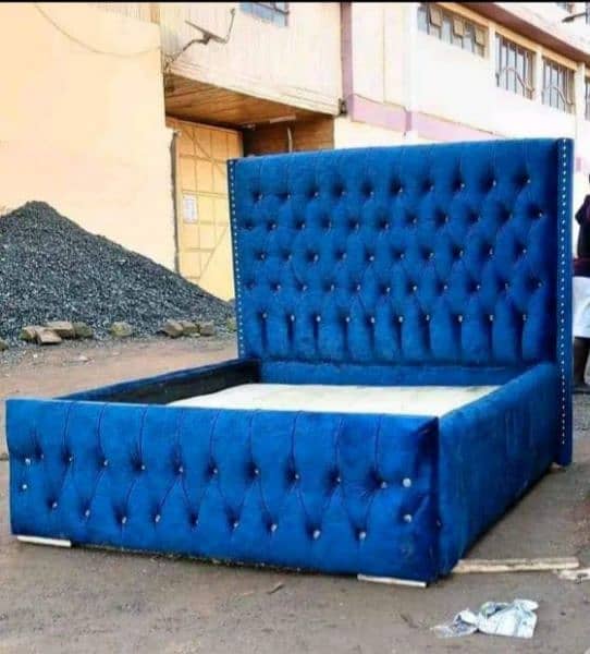 OLD BED OLD SOFA POSHISH KARWAY NEW DESIGN MEIN 2