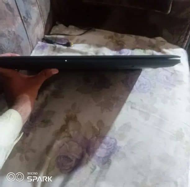 Lenovo A6 6th generation 16inch for sale 4