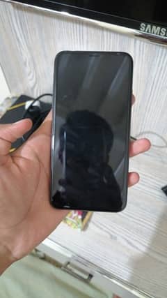 iphone 11 pro max pta approved 256gb