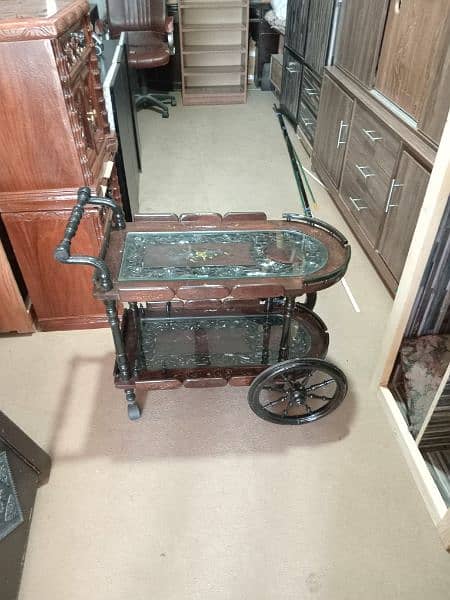 chinyoti tea trolley 1