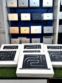 MacBook Pro M3pro 14inch  18gb 512gb & Air m3 8gb 256gb box pack stock