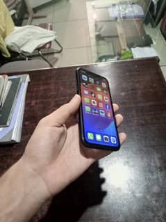 iPhone XR 64 gb