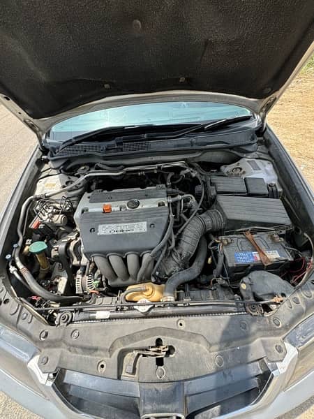 Honda Accord 2004 12