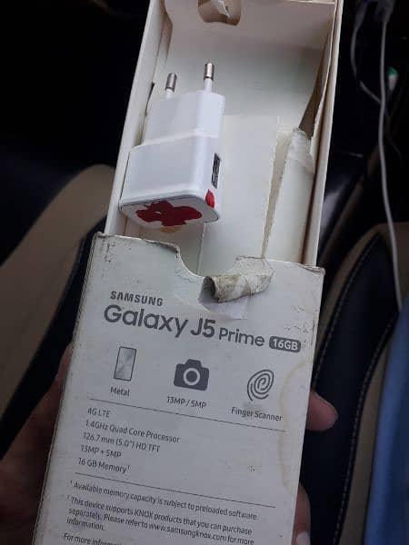 J5Prime withbox charger 3