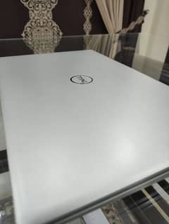 DELL INSPIRON 15 3000