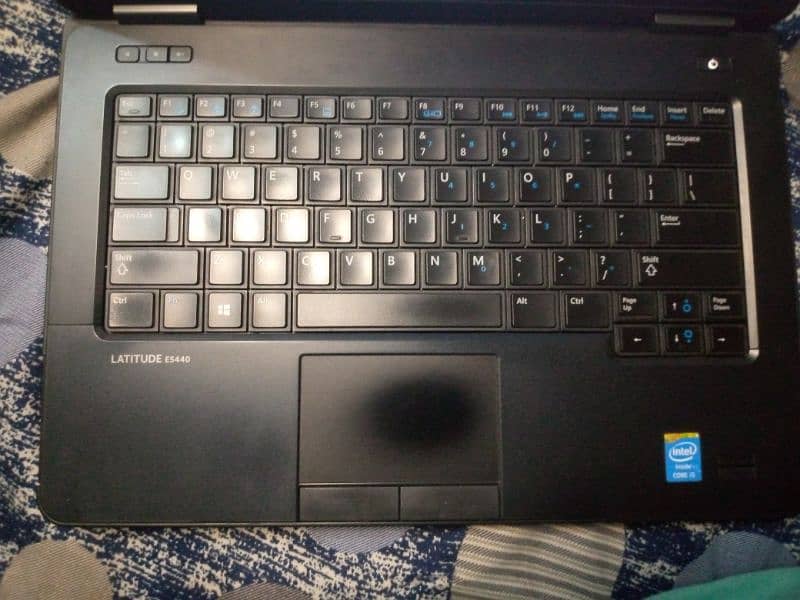 Laptop Core i5 4th gen 8gb Ram 256gb 10/10 All ok 3