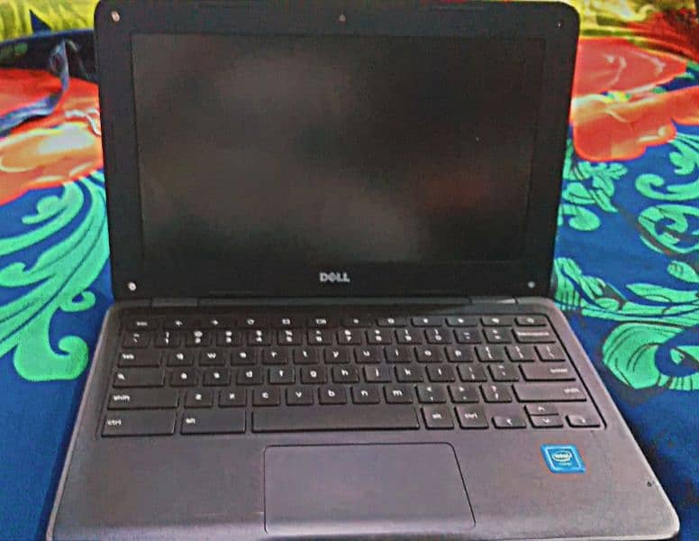 10/10 Condition latest version Chrome book 11 3180 4