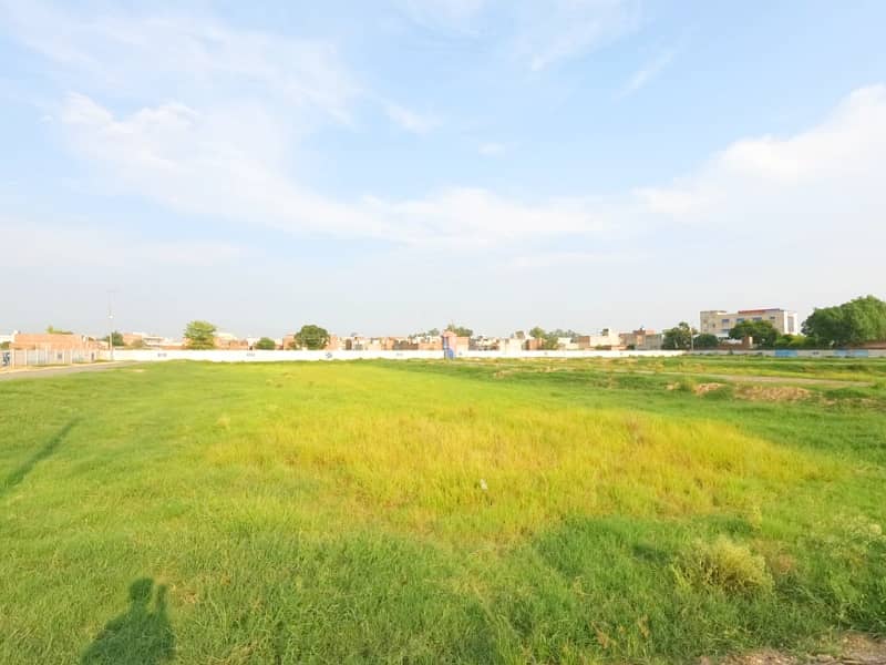 Reserve A Centrally Located Prime Location Residential Plot In Central Park - Block C 3