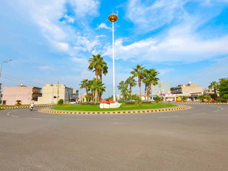 Reserve A Centrally Located Prime Location Residential Plot In Central Park - Block C 6