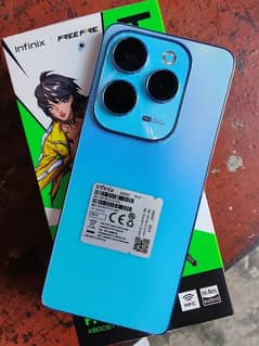 Infinix Hot 40 pro(8.256) 9 mAh Vrnty Ha lush candition Box Charge ha