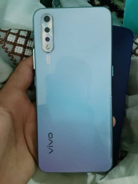 vivoS1 0