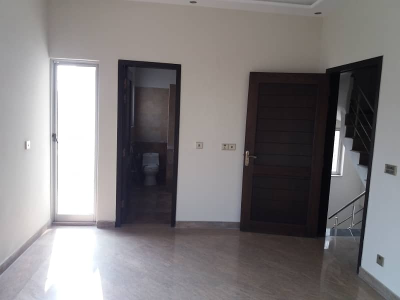 5 Marla Full House Rent In DHA Phase 5-B-Lahore 10