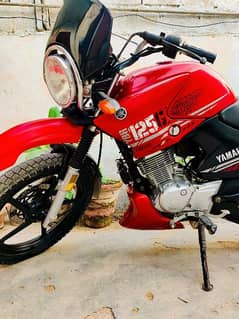 YBR 125G model 2023 he, 
registration November 22 ki he.