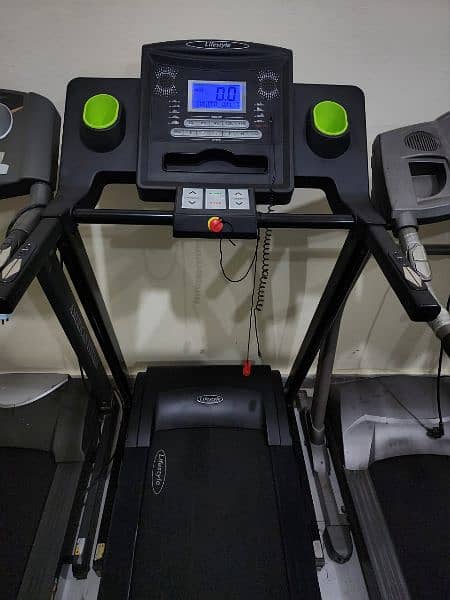 treadmils. (0309 5885468). gym cycles. ellapticals. spin bikes . 5