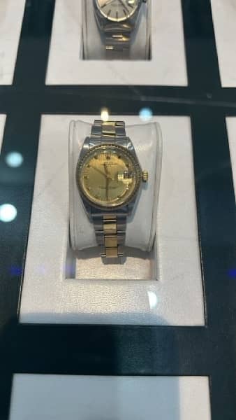 Authorised USED WATCHE BUYER Rolex Cartier Omega Hublot Chopard Rado 2