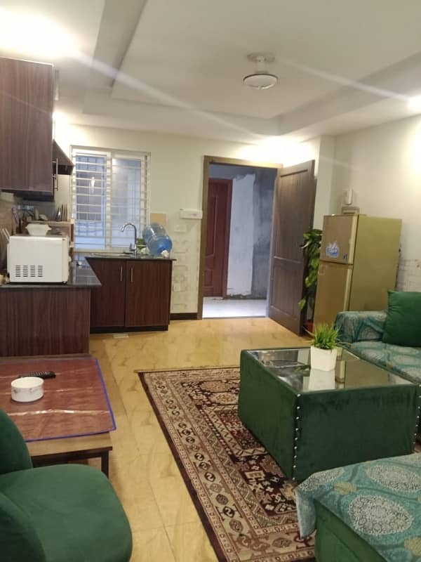 700 Square Feet Flat For rent In E-11/4 Islamabad 5