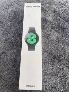 Galaxy Watch 4 Box packed