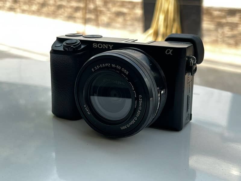 Sony A6100 Mirroless Camera 0