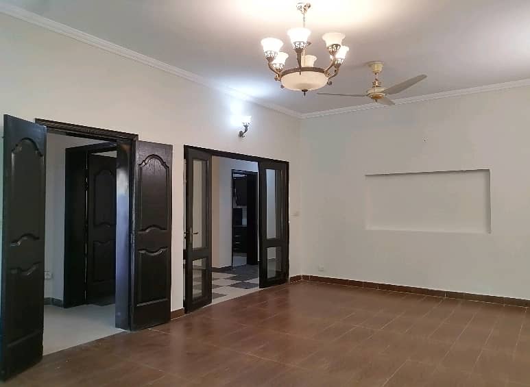 1 Kanal House Up For rent In Askari 11 - Sector B 1