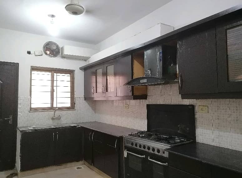 1 Kanal House Up For rent In Askari 11 - Sector B 10