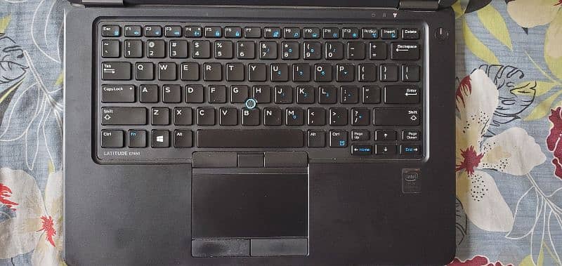 Dell latitude E7450 10