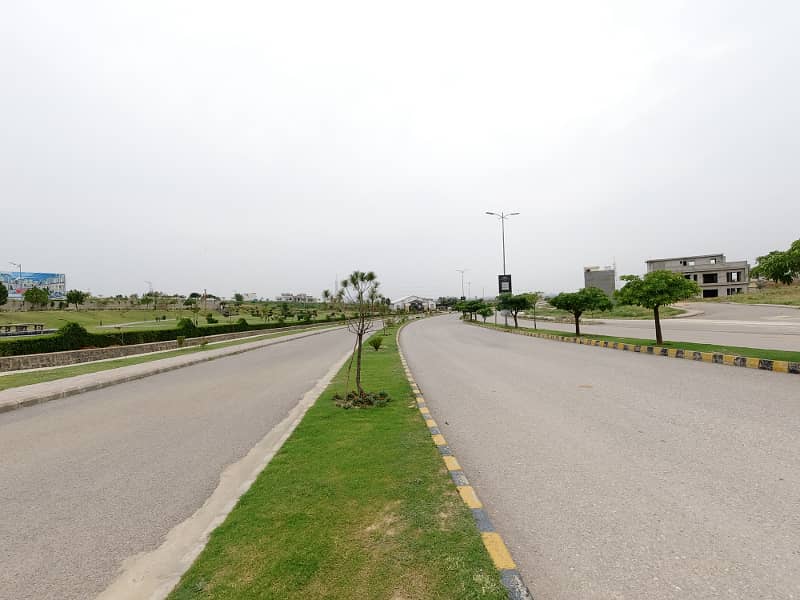 5 Marla Plot File For Sale On Installment In Taj Residencia One Of The Most Important Location Of Islamabad Discounted Price Price 6.95 Lakh 3