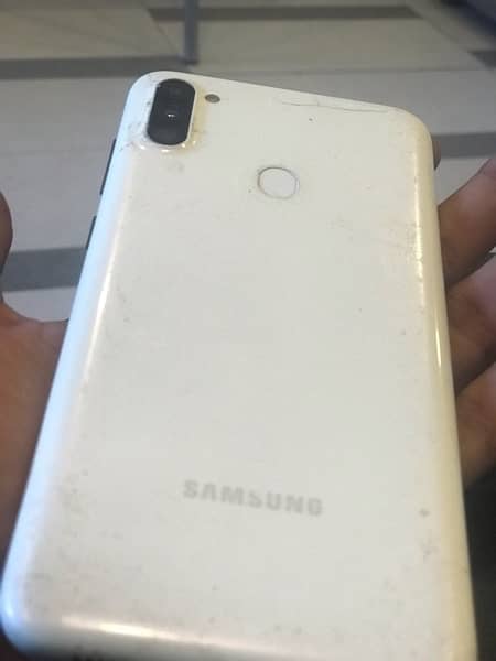 Samsung a11 4