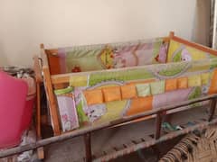 baby cot