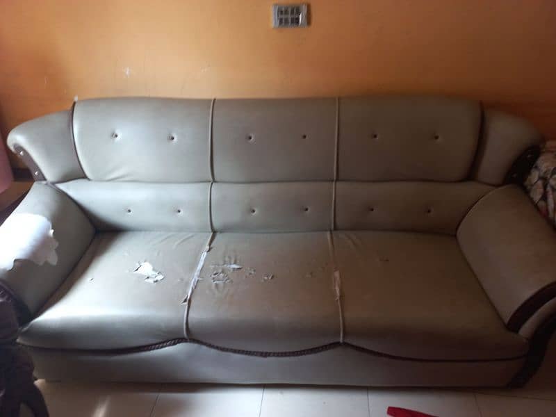 sofa for sell 1