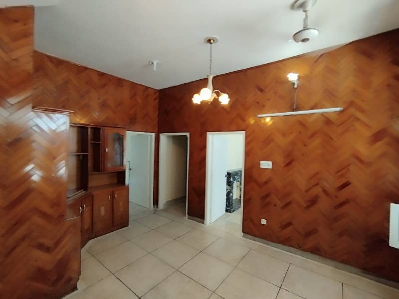 A beautiful upper portion is available for rent 0