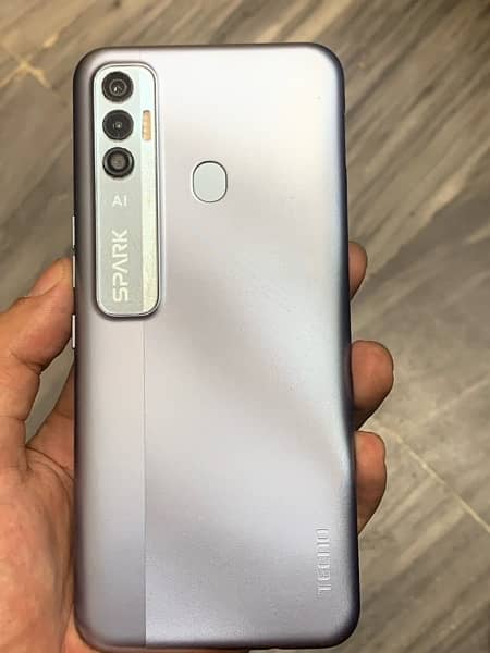 Techno spark 7 pro 4+64 Gb 0