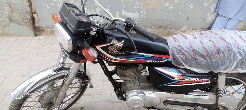 Honda 125 Larkana number 2019 1