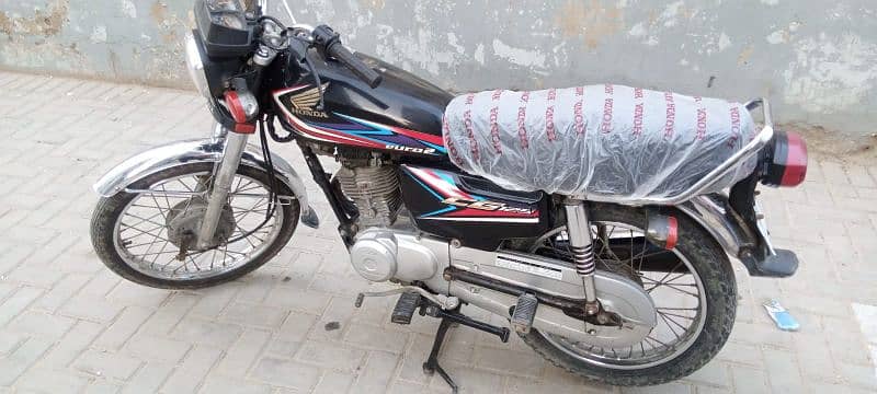 Honda 125 Larkana number 2019 3