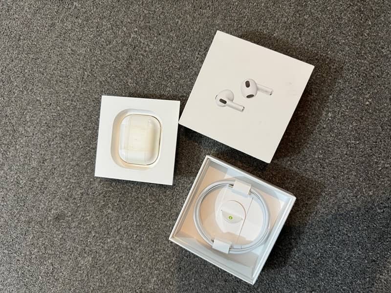 Airpods 3rd Generation 4