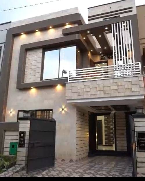 ATTENTION BRAND NEW 5 MARLA HOUSE AVAILABLE FOR SALE IN BAHRIA TOWN LAHORE 0