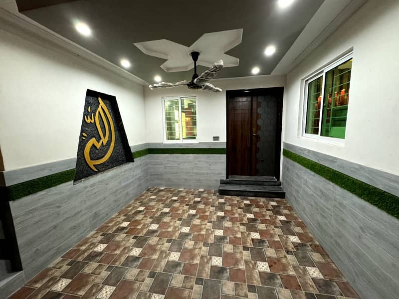 ATTENTION BRAND NEW 5 MARLA HOUSE AVAILABLE FOR SALE IN BAHRIA TOWN LAHORE 14