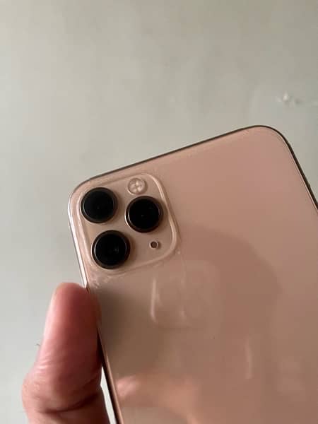 iPhone 11 pro max 64gb dual sim approved 5