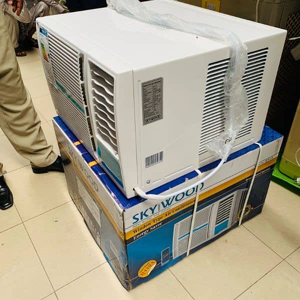 Brand new 1 Ton Skywood Inverter window Ac 2