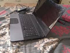 sale for laptop Toshiba 17 inch LCD with charger