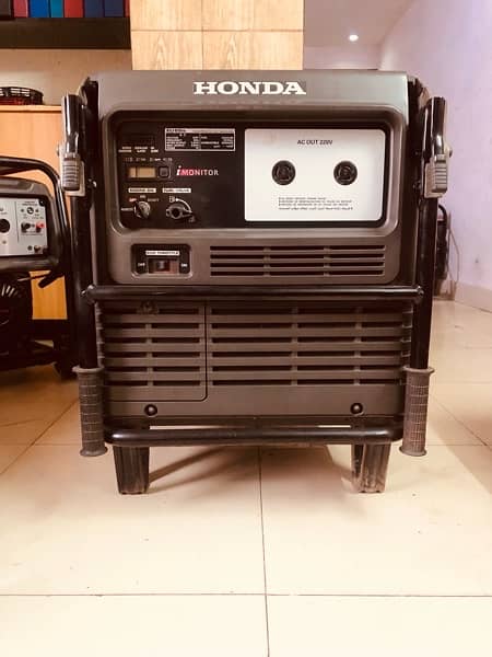 Honda/Generator/EU65IS/5kVA/Sound Proof/Excellent Condition. 2